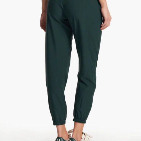 Vuori Weekend Jogger, NWT, Grass - Picture 5 of 7